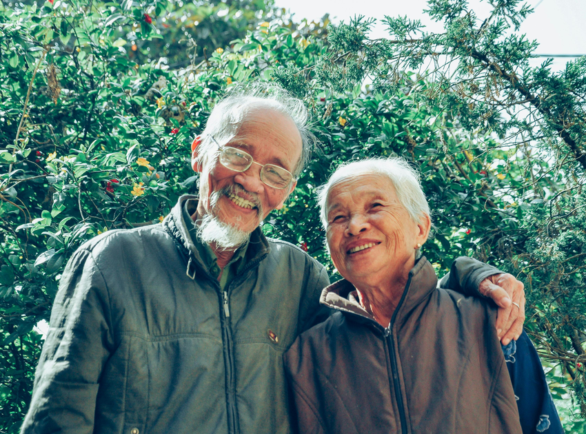 Array数字科技进家门守护“银发生活”