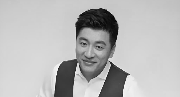 Array痛别张雪峰！41岁猝然离世，给所有人的警示：好好睡觉，才是最硬的底气