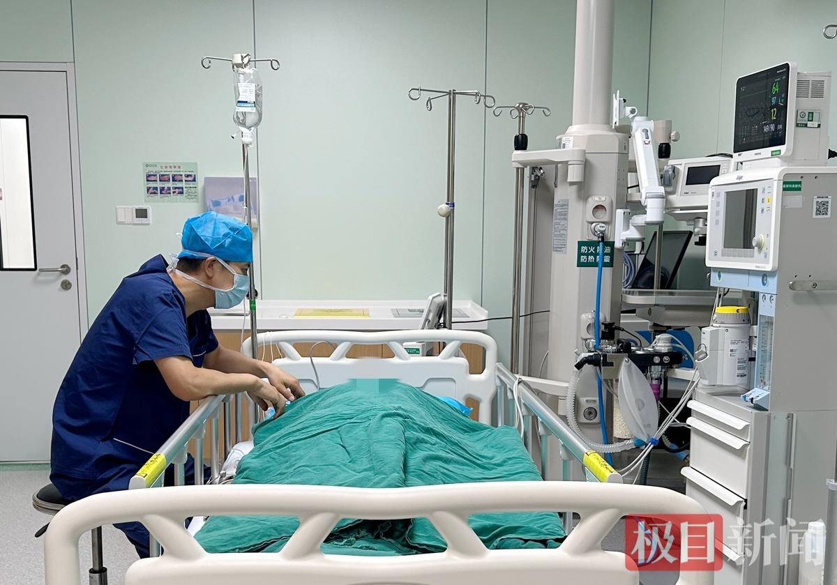 Array佛山老人跨省寻“睡方”，多学科联合破解睡眠难题