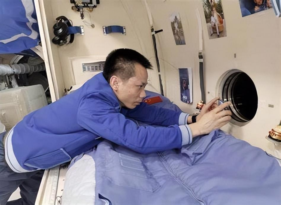 1761900381920088P1ih.png 5555.png